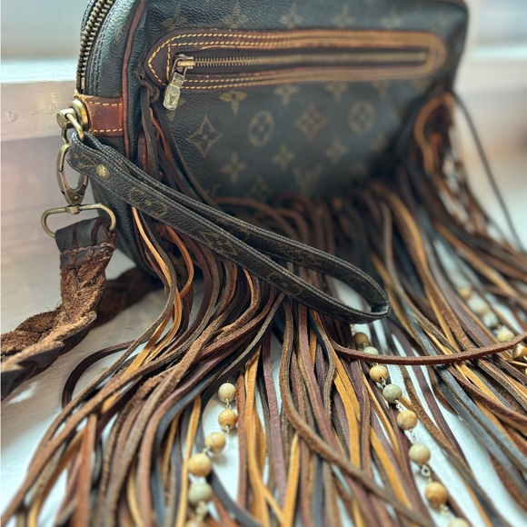 Vintage Boho Bags Louis Vuitton Purse - Picture 10 of 10